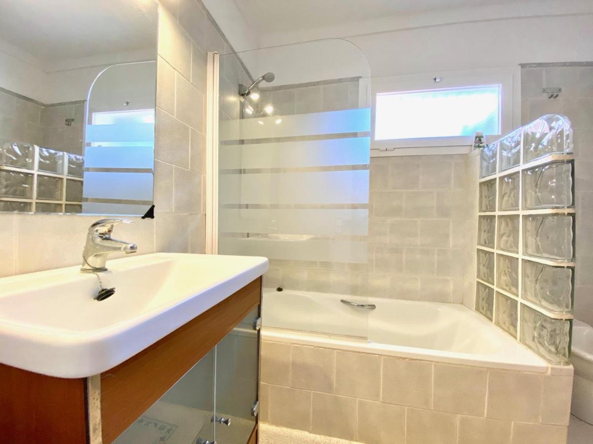Big With Pool Only 100m To Alcudiabeach Villa Alcúdia